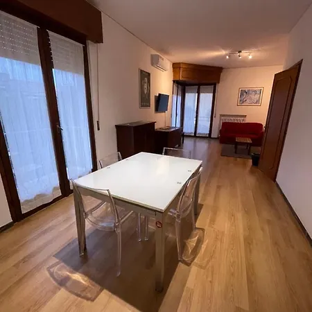 아파트 Appartamento Lazise